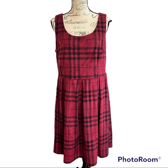 Torrid Red & Black Plaid Jumper Dress - Picture 2 of 12